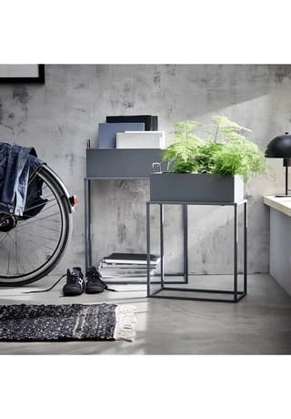 BUTLERS® PLANTA Pflanzkasten Mit Gestell B 45 X T 21cm Grau 4 BUTLERS® PLANTA Pflanzkasten Mit Gestell B 45 X T 21cm Grau – Bild 2